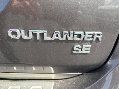 2019 Mitsubishi Outlander SE