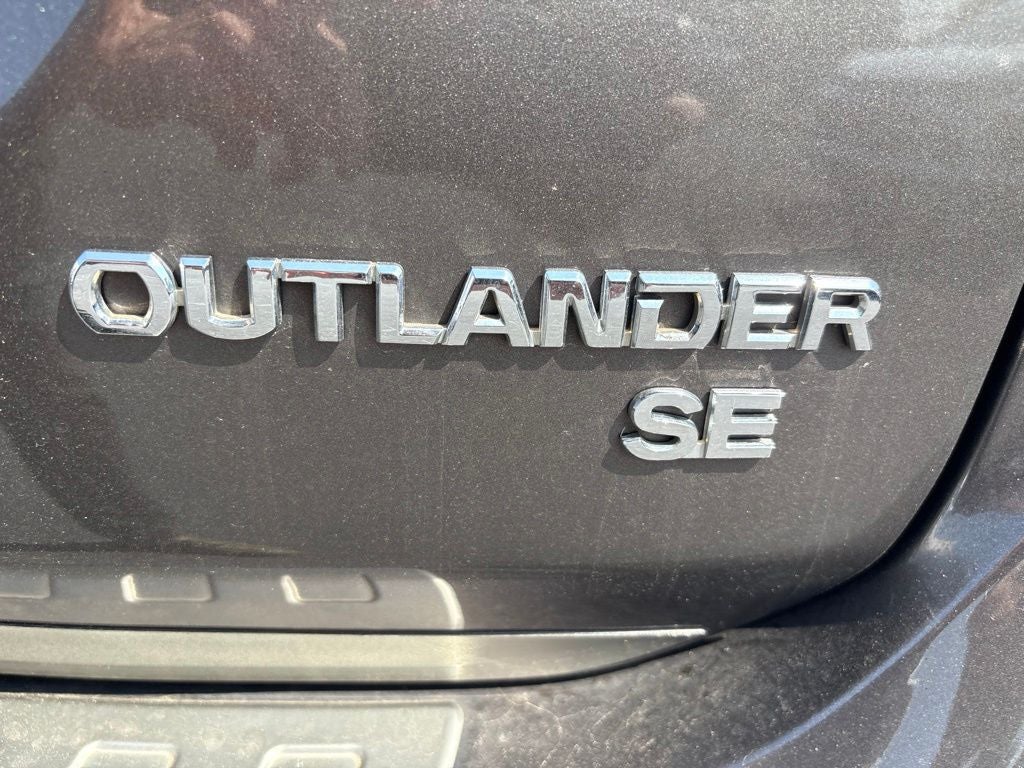 2019 Mitsubishi Outlander SE