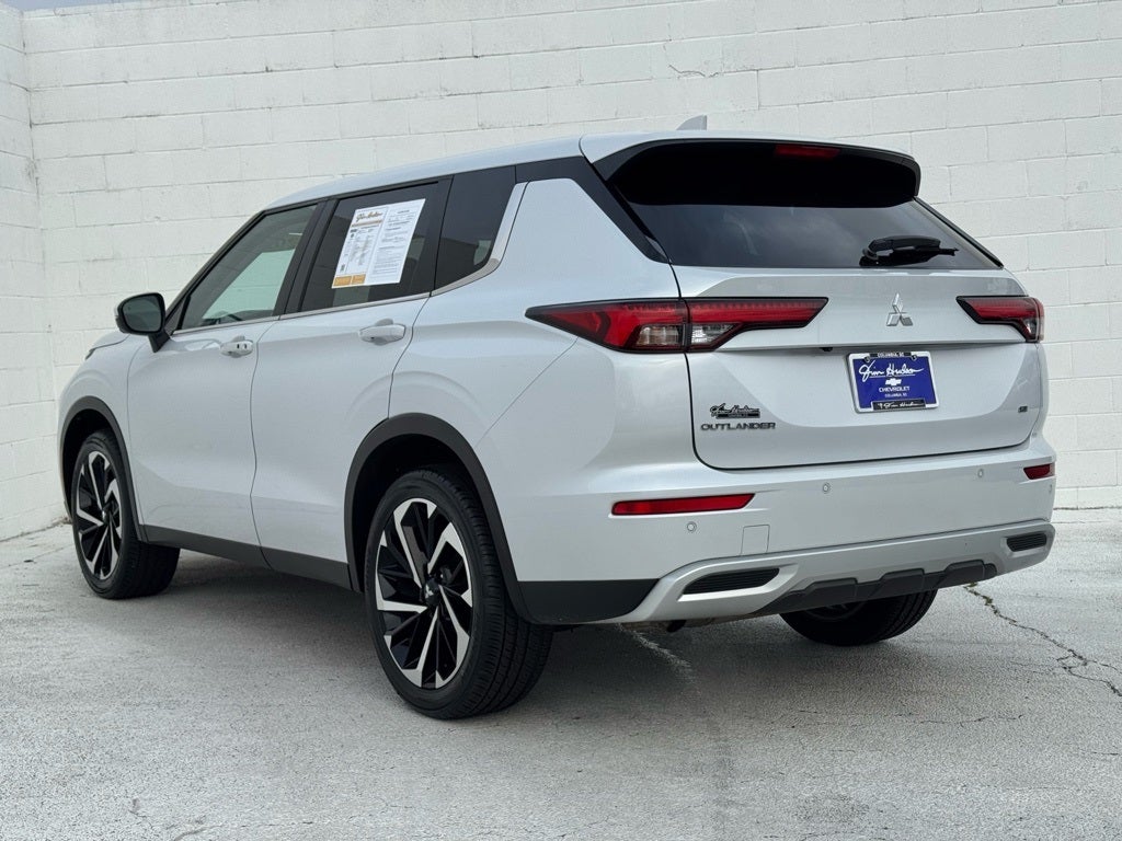 2024 Mitsubishi Outlander SE