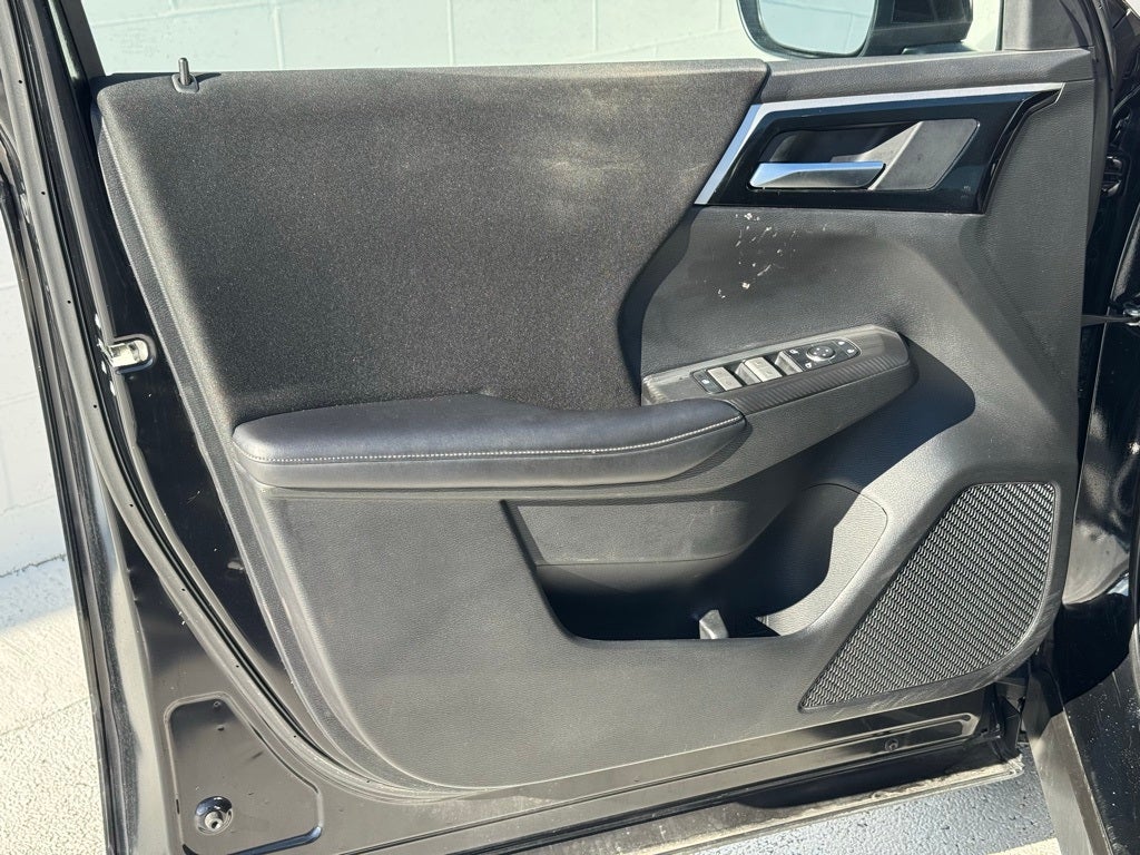 2024 Mitsubishi Outlander ES