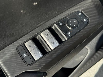 2024 Mitsubishi Outlander ES