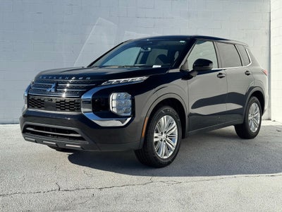 2024 Mitsubishi Outlander ES