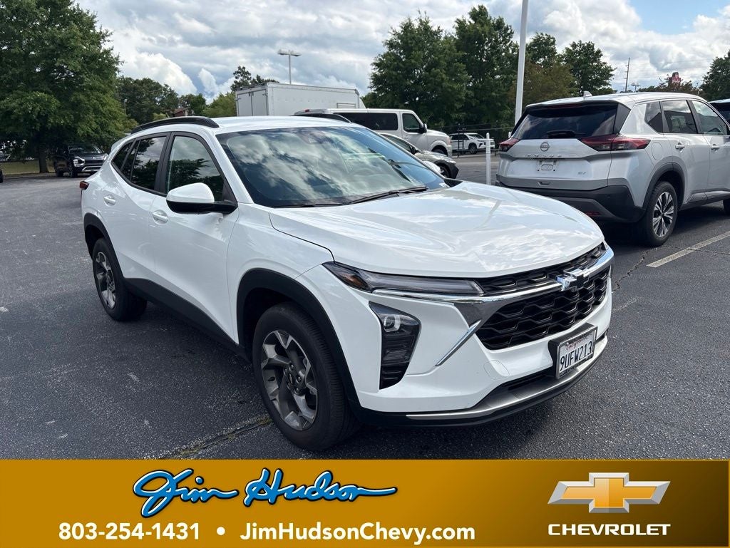 2025 Chevrolet Trax LT