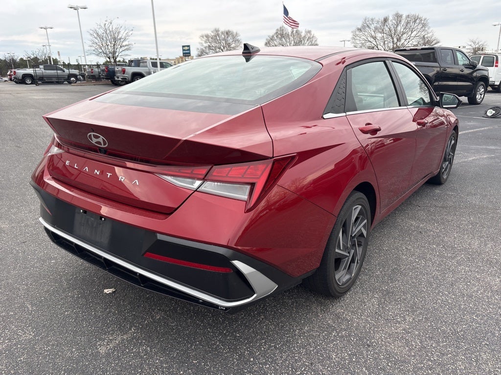 2025 Hyundai Elantra SEL Convenience