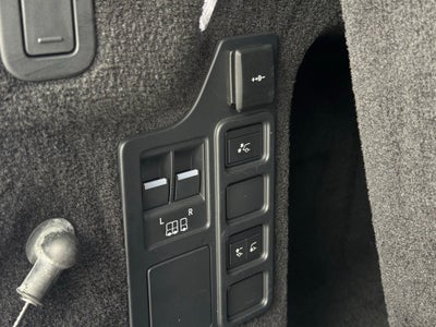 2023 Land Rover Discovery S R-Dynamic