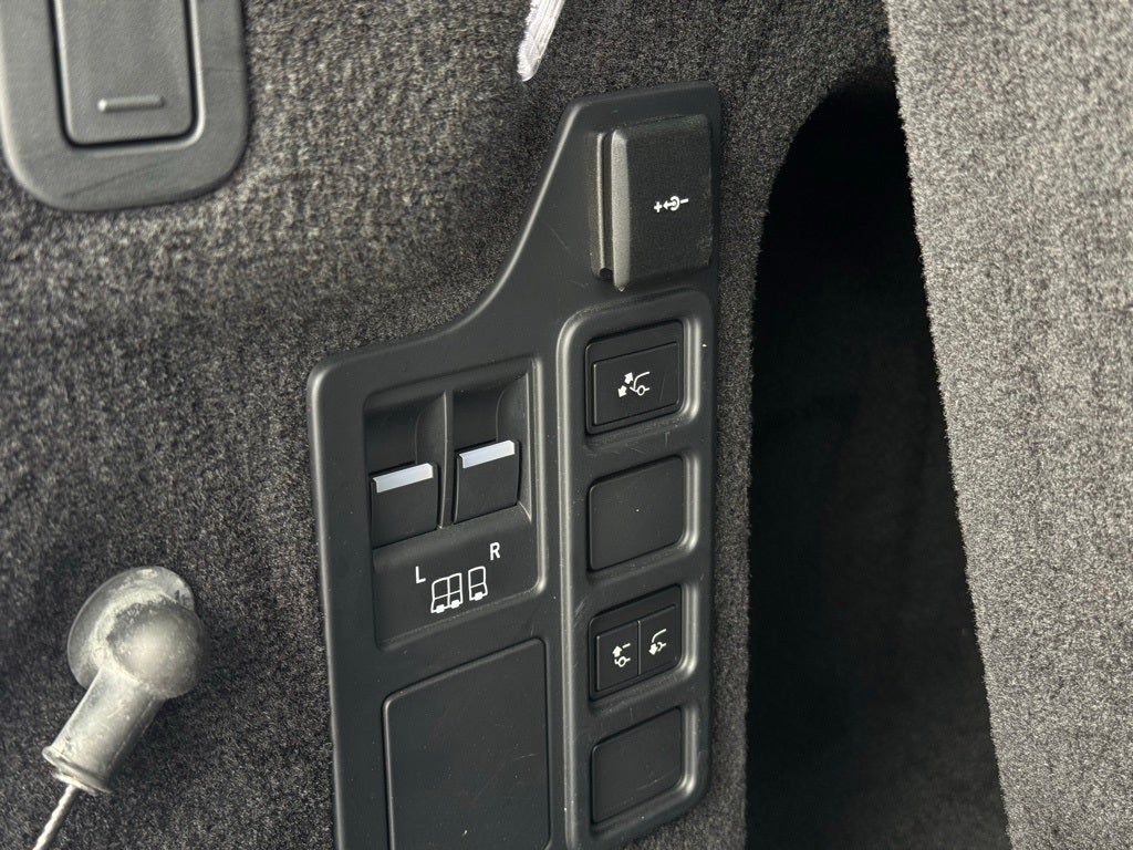 2023 Land Rover Discovery S R-Dynamic