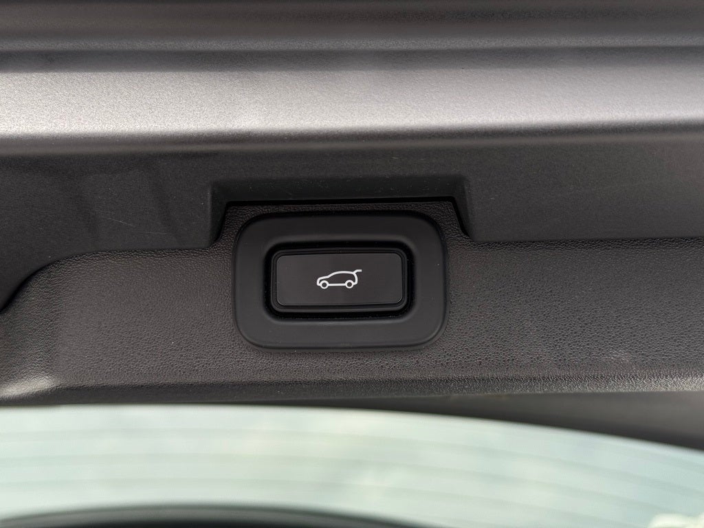 2023 Land Rover Discovery S R-Dynamic