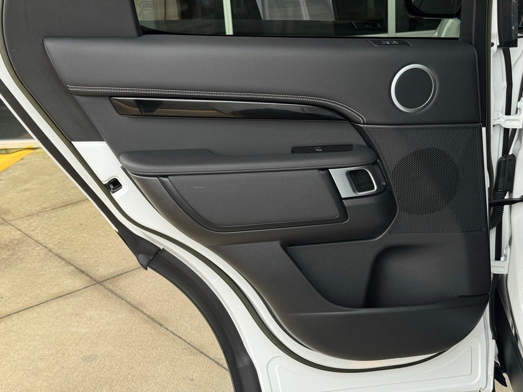 2023 Land Rover Discovery S R-Dynamic