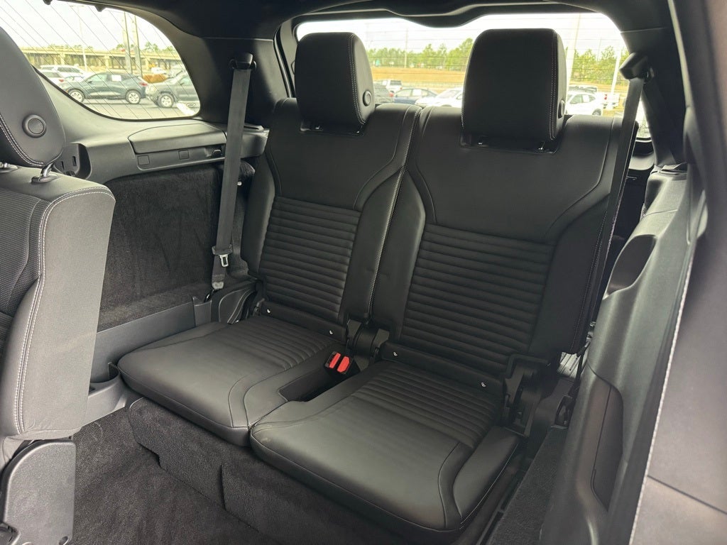 2023 Land Rover Discovery S R-Dynamic