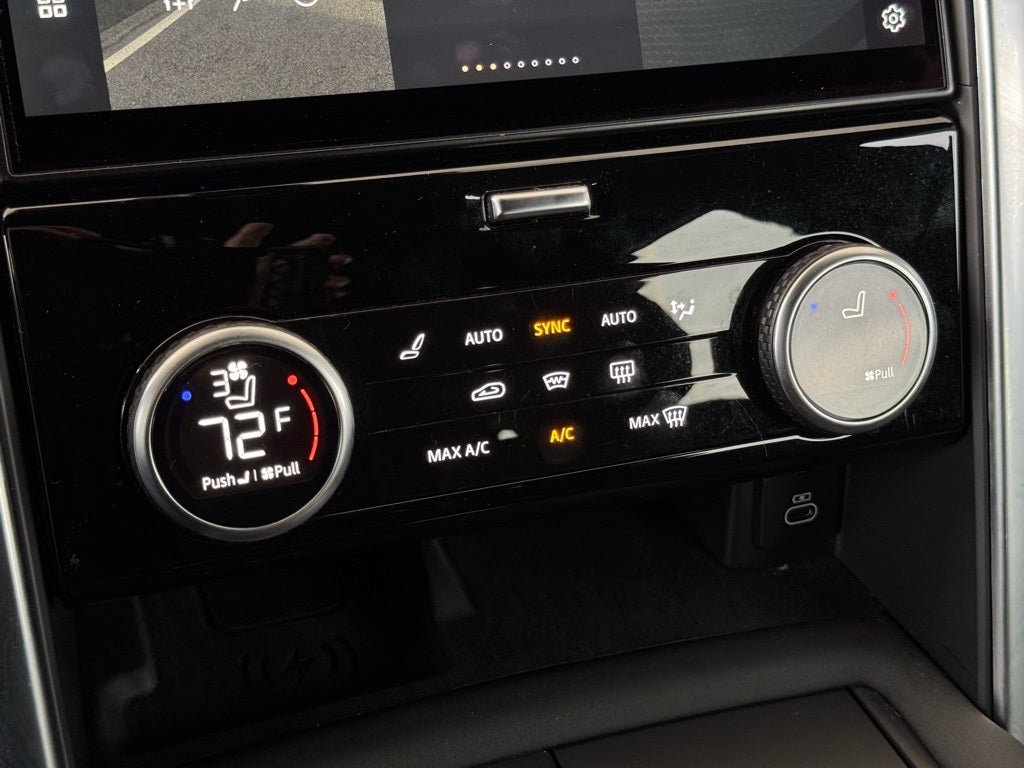 2023 Land Rover Discovery S R-Dynamic