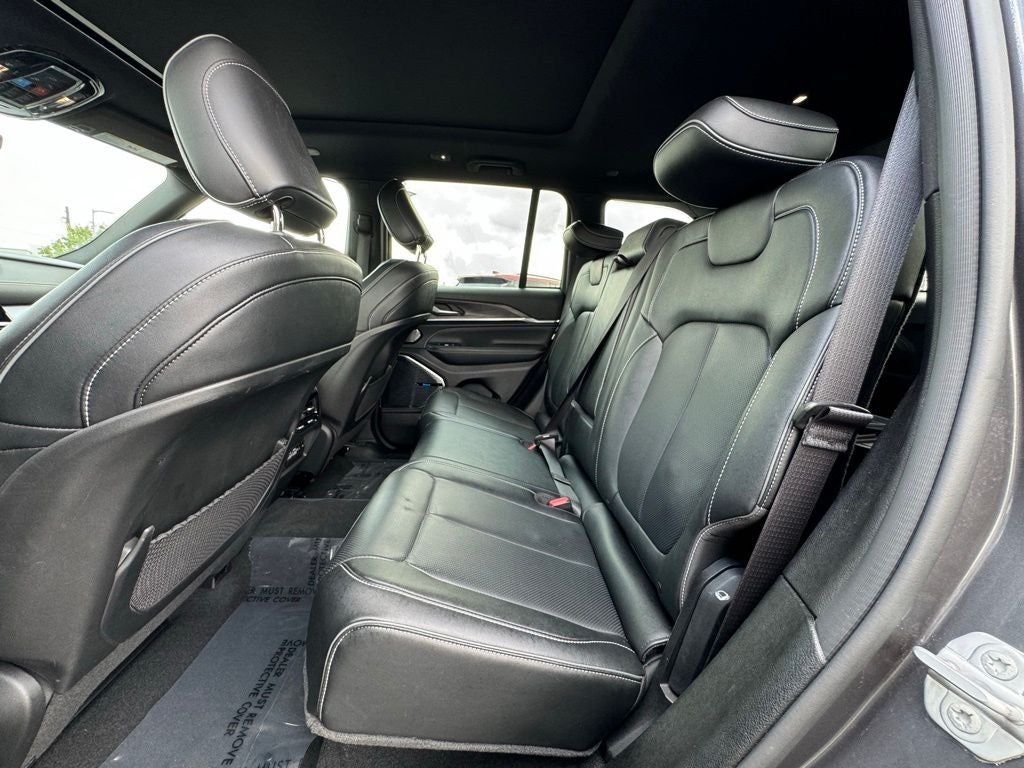 2022 Jeep Grand Cherokee Overland