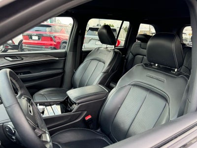 2022 Jeep Grand Cherokee Overland