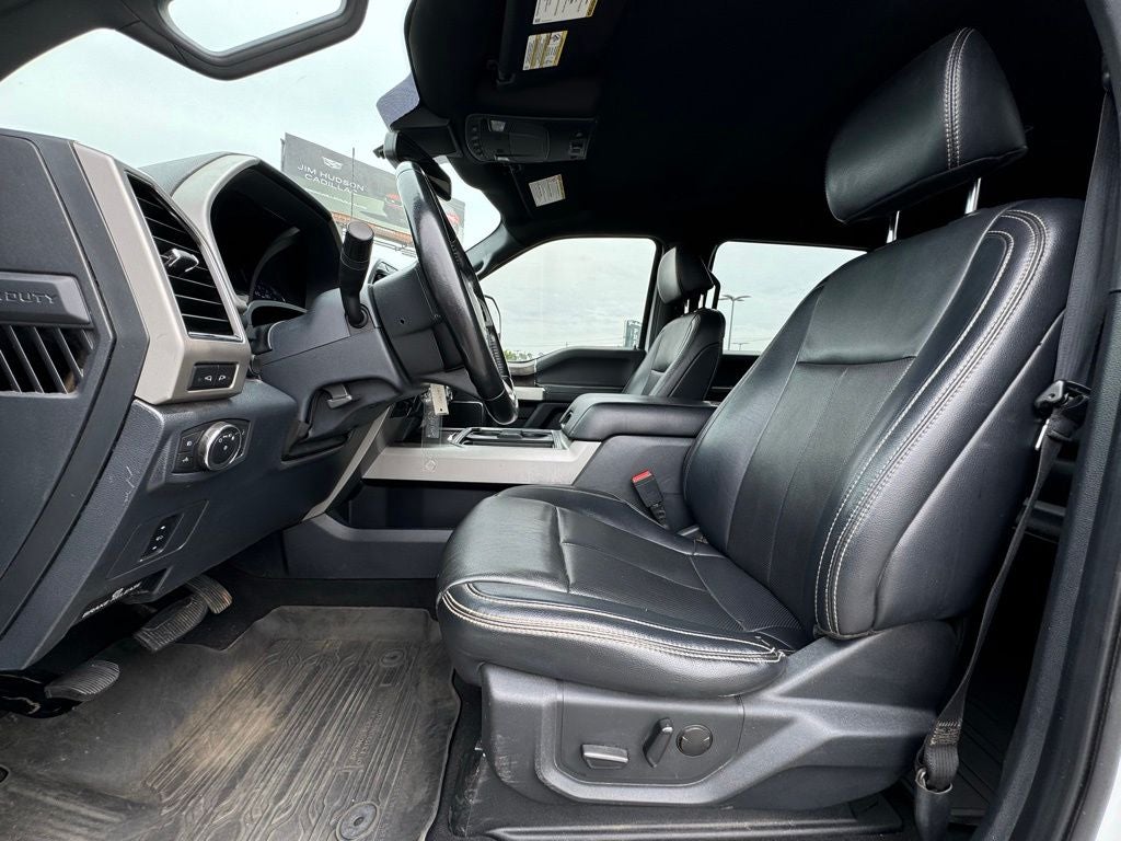 2022 Ford F-250SD Lariat