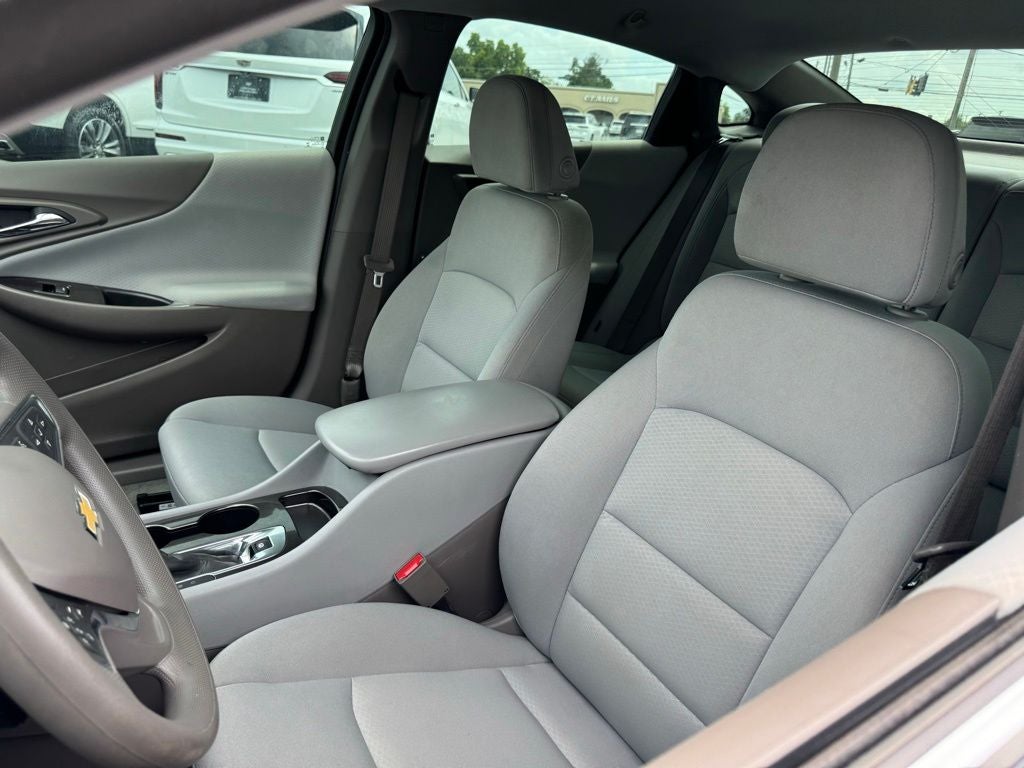 2023 Chevrolet Malibu LS 1LS