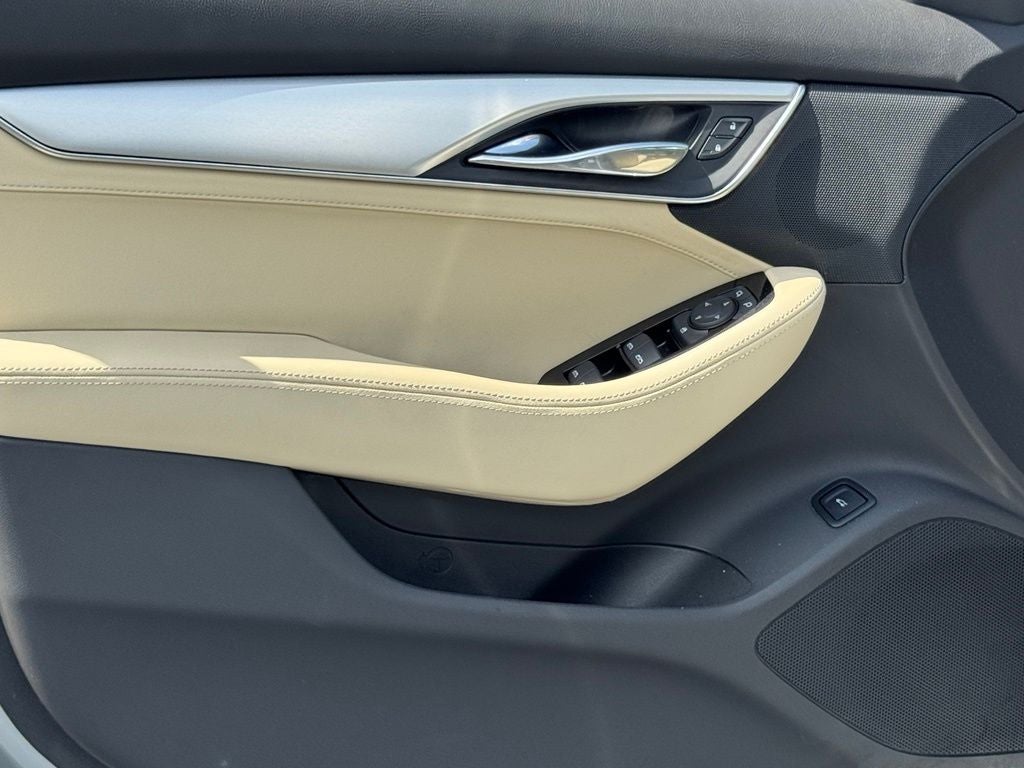 2023 Cadillac CT5 Luxury