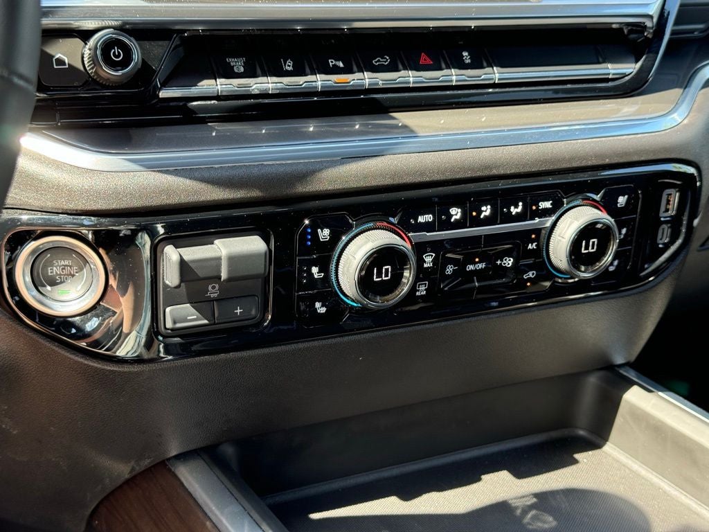 2024 Chevrolet Silverado 3500HD High Country