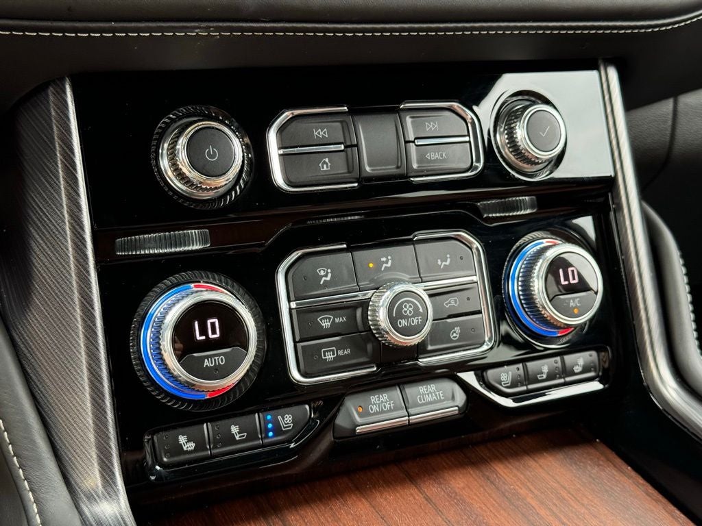 2023 GMC Yukon Denali Ultimate