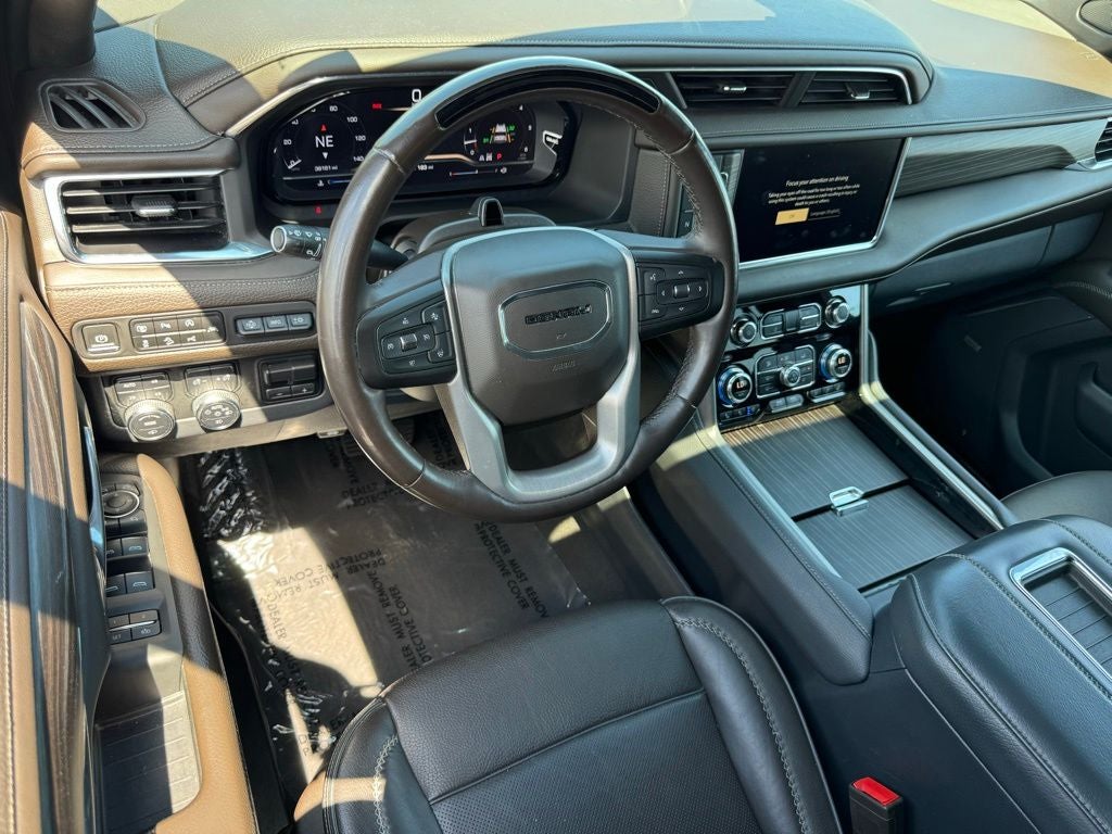 2023 GMC Yukon XL Denali