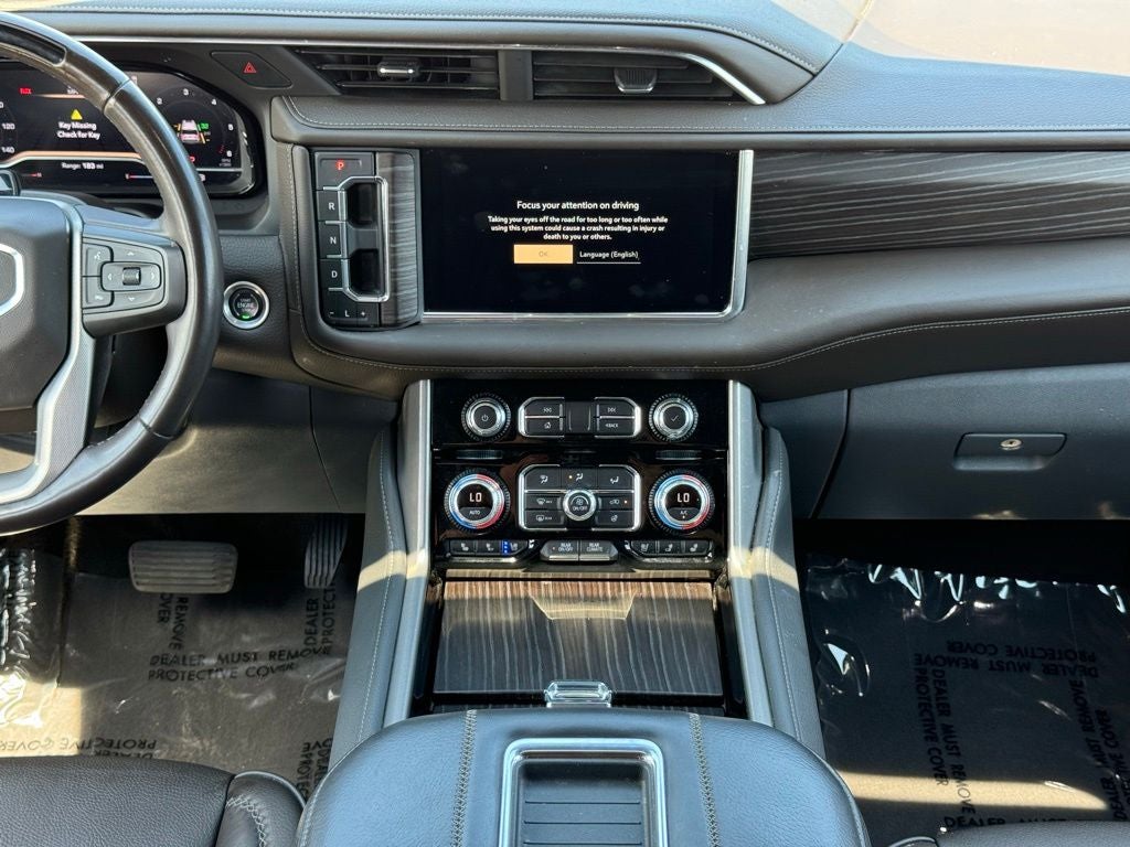 2023 GMC Yukon XL Denali