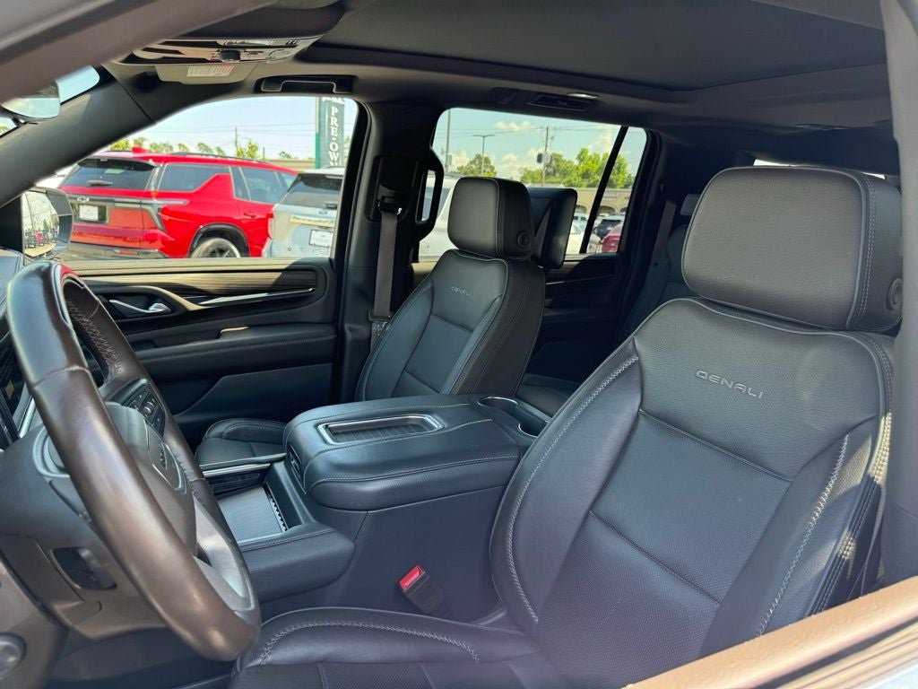 2023 GMC Yukon XL Denali