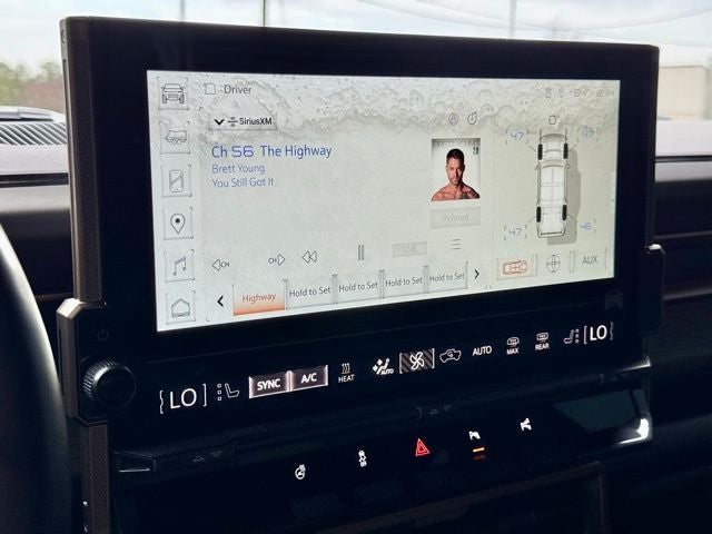 2024 GMC Hummer EV Pickup 2X