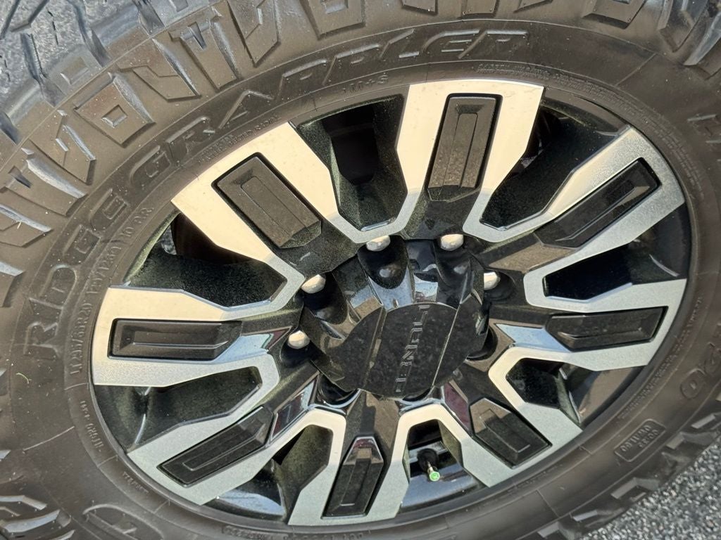 2024 GMC Sierra 2500HD Denali Ultimate