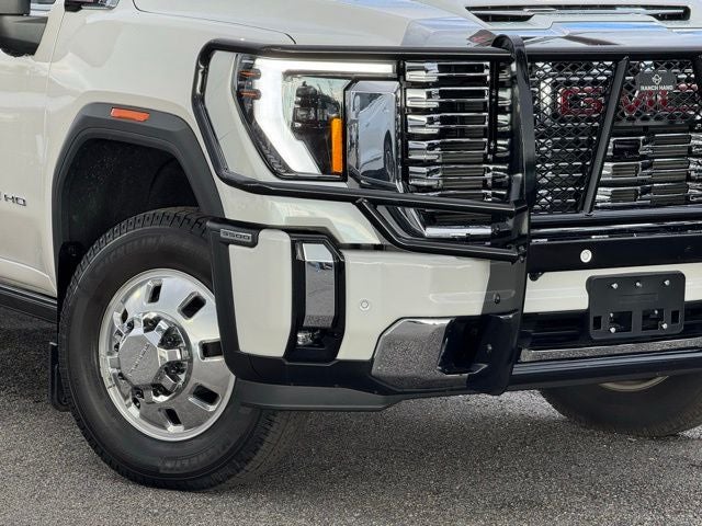 2025 GMC Sierra 3500HD Denali