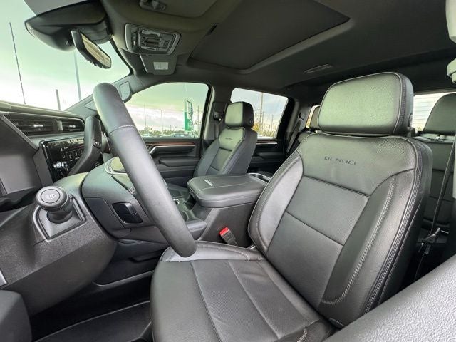 2025 GMC Sierra 3500HD Denali