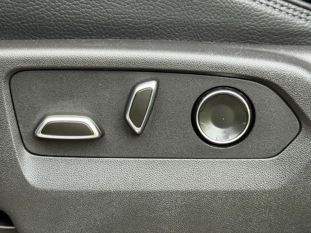 2025 GMC Sierra 3500HD Denali