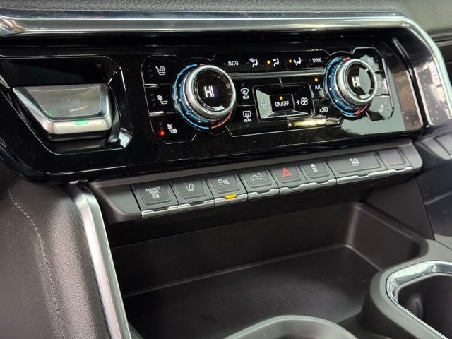 2025 GMC Sierra 3500HD Denali