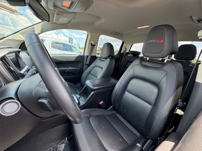 2022 GMC Canyon AT4 w/Leather