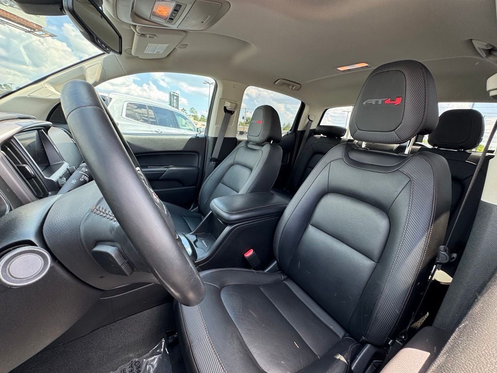 2022 GMC Canyon AT4 w/Leather