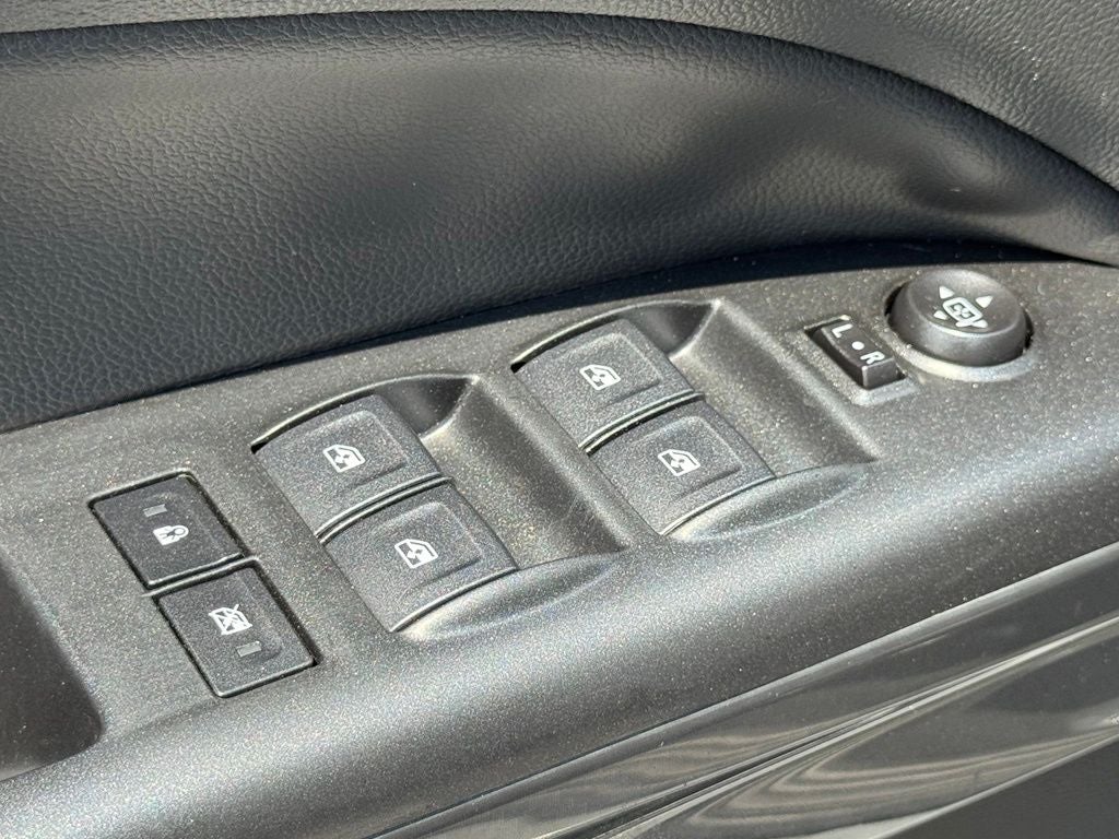 2022 GMC Canyon AT4 w/Leather