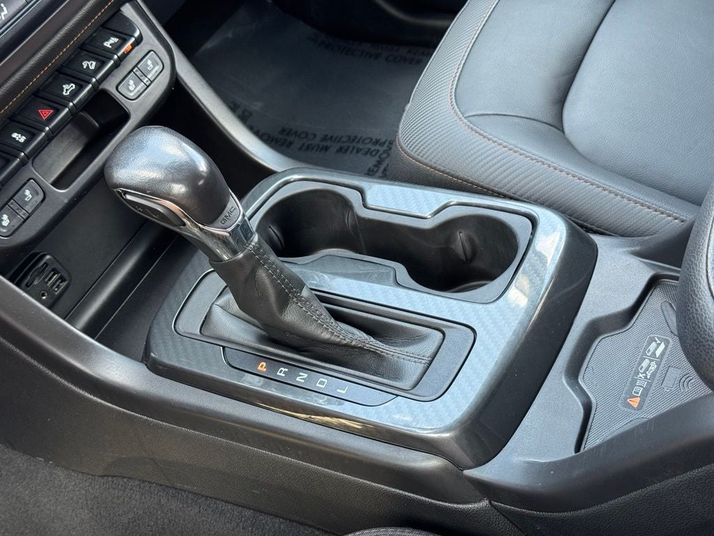2022 GMC Canyon AT4 w/Leather