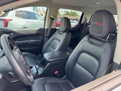 2022 GMC Canyon AT4 w/Leather