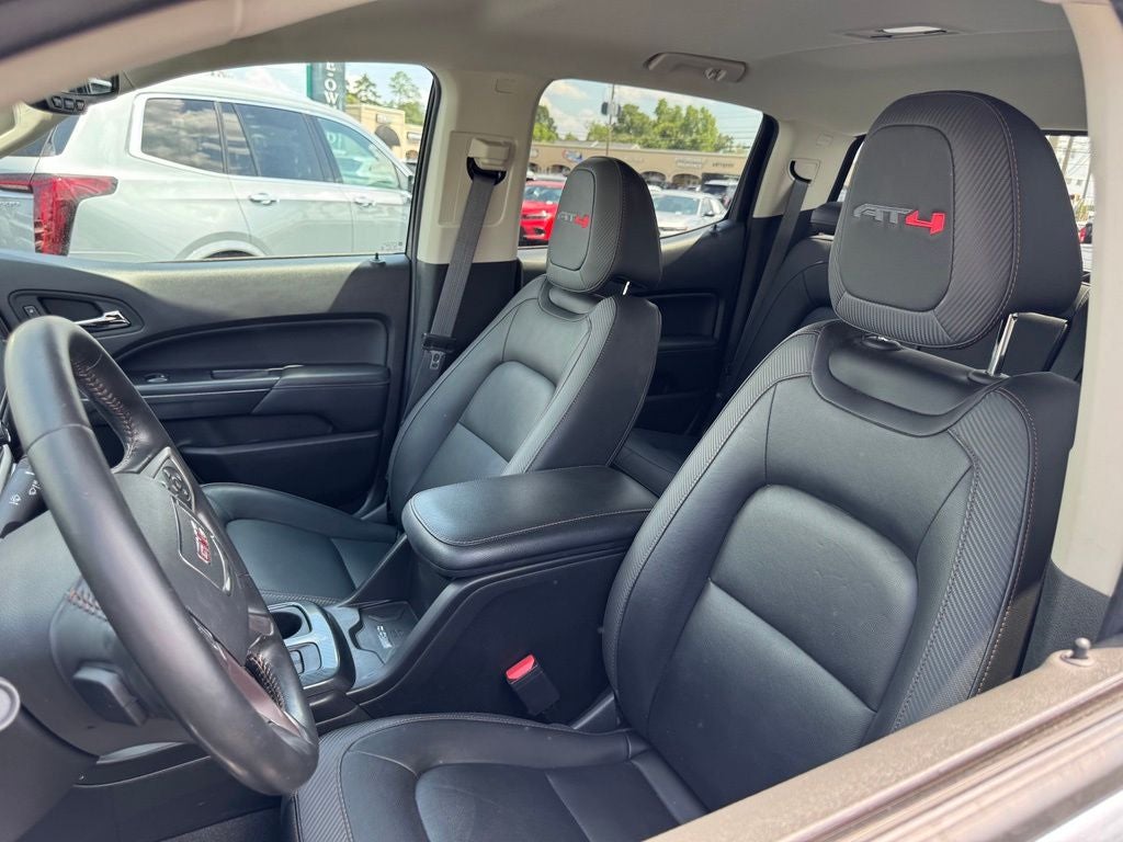 2022 GMC Canyon AT4 w/Leather