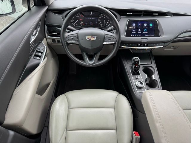 2021 Cadillac XT4 Premium Luxury