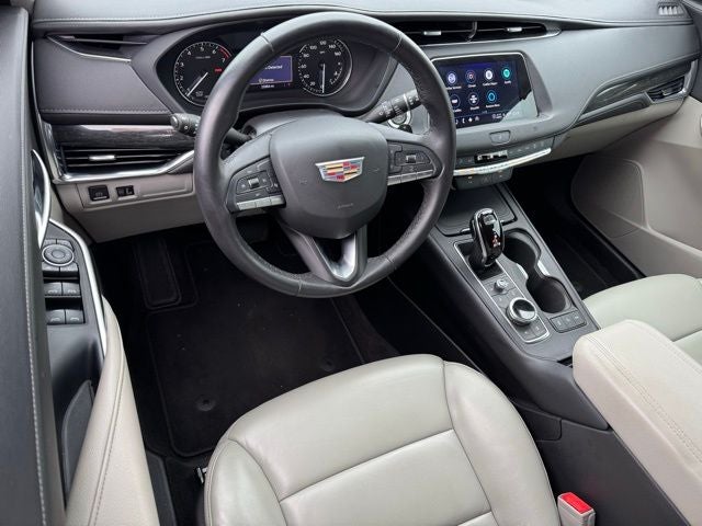 2021 Cadillac XT4 Premium Luxury