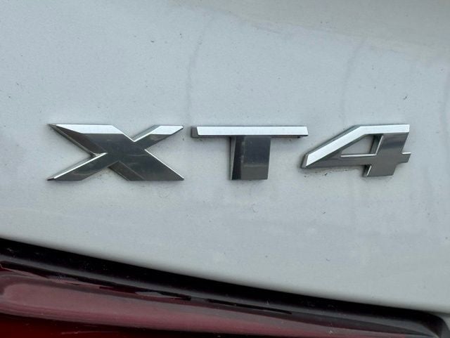 2021 Cadillac XT4 Premium Luxury