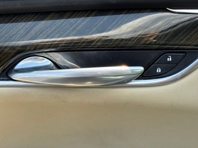2019 Cadillac XT5 Base