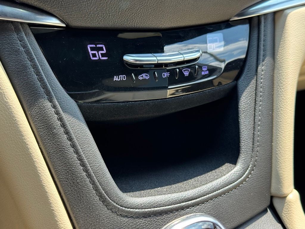 2019 Cadillac XT5 Base