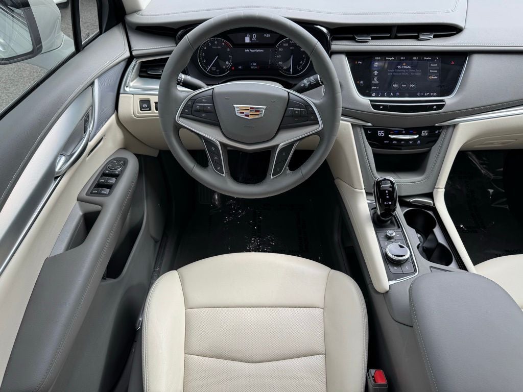 2024 Cadillac XT5 Premium Luxury