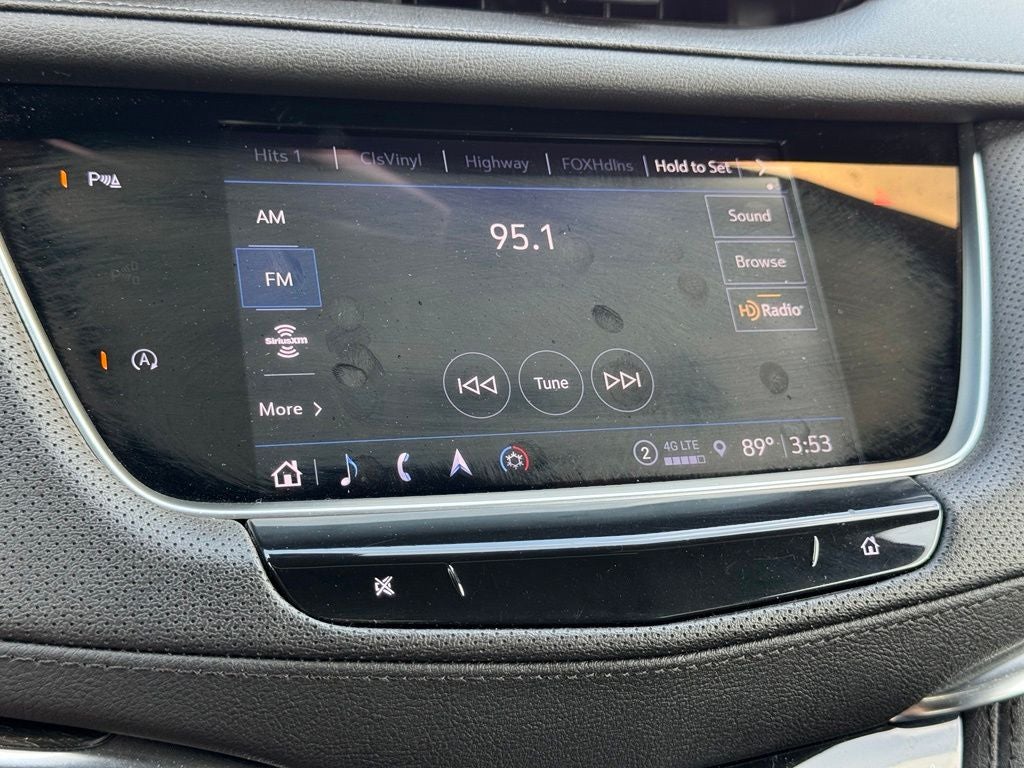 2022 Cadillac XT5 Premium Luxury