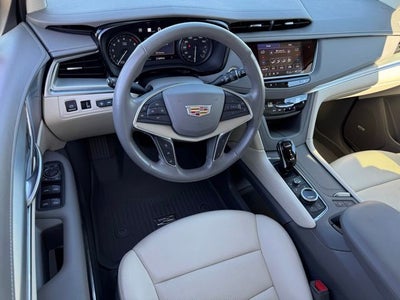 2023 Cadillac XT5 Premium Luxury