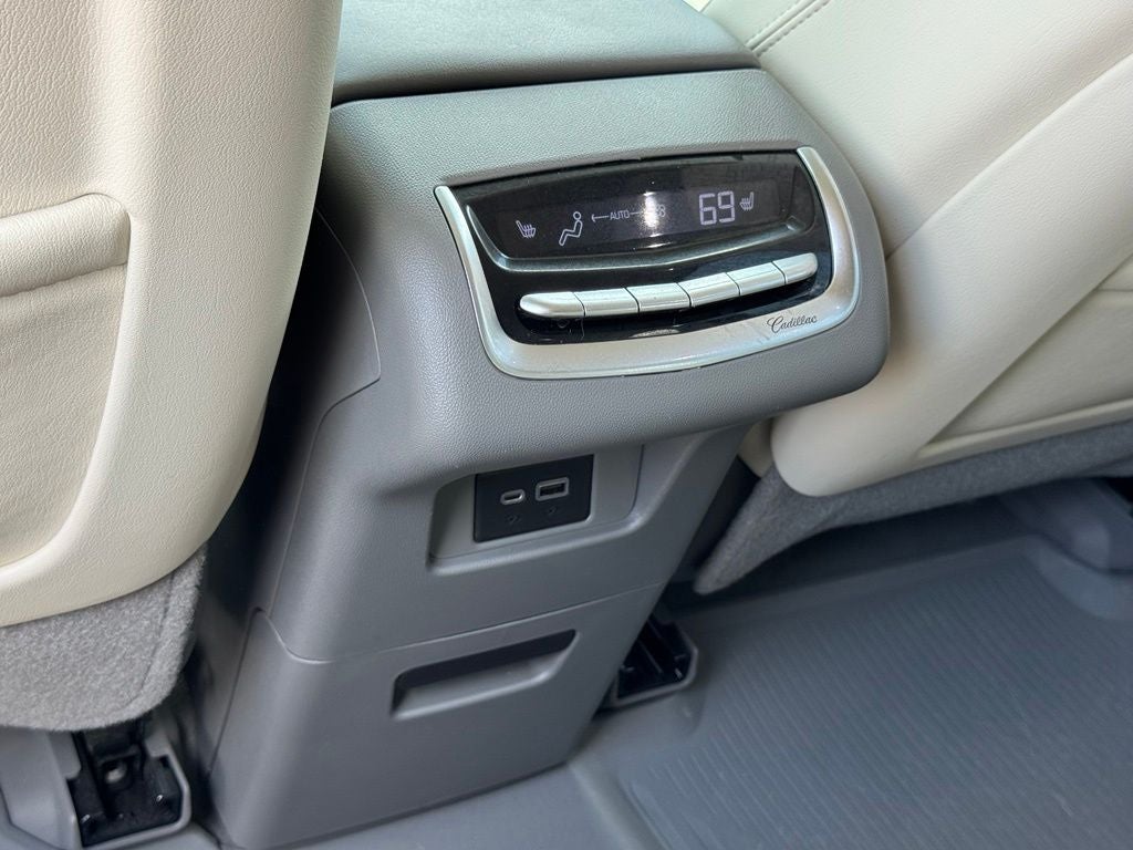 2020 Cadillac XT6 Premium Luxury