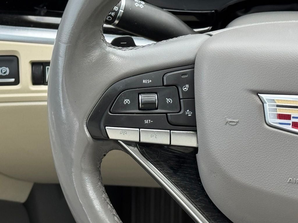 2023 Cadillac XT6 Premium Luxury