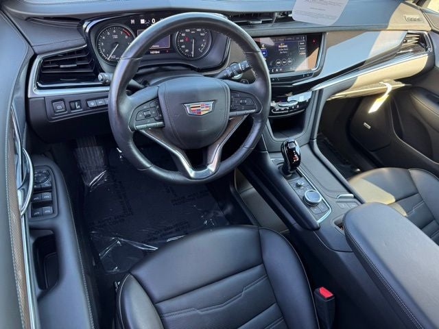 2024 Cadillac XT6 Premium Luxury