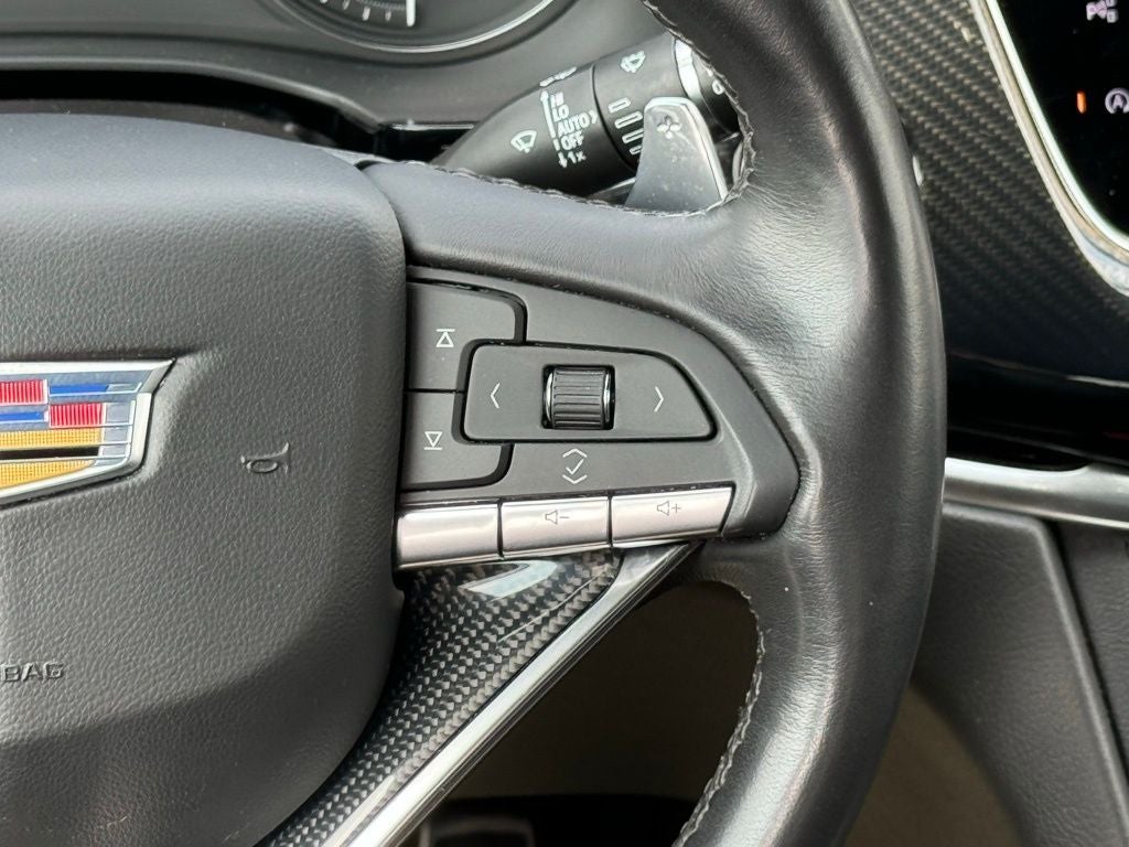 2024 Cadillac XT6 Sport
