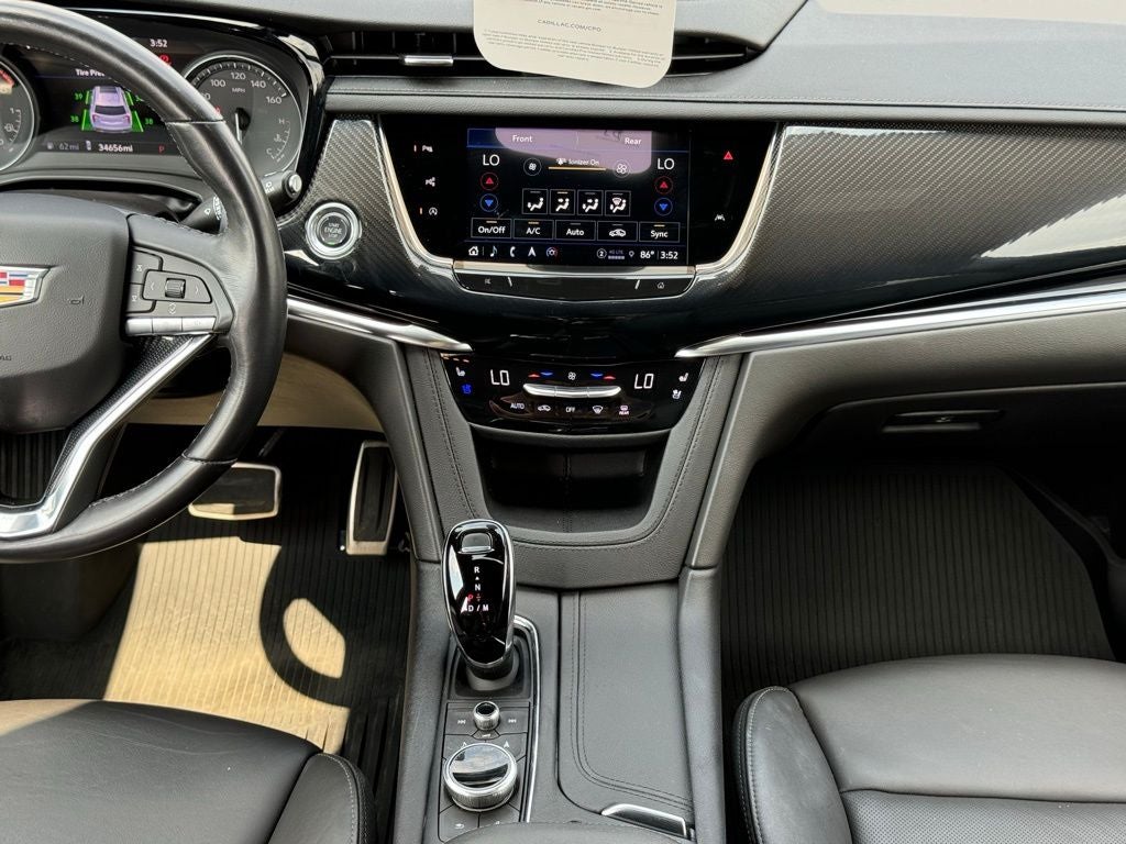 2024 Cadillac XT6 Sport