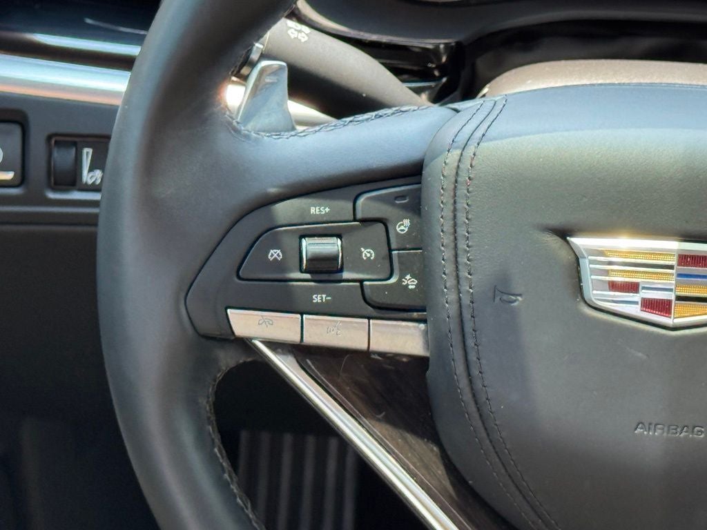 2024 Cadillac XT6 Sport
